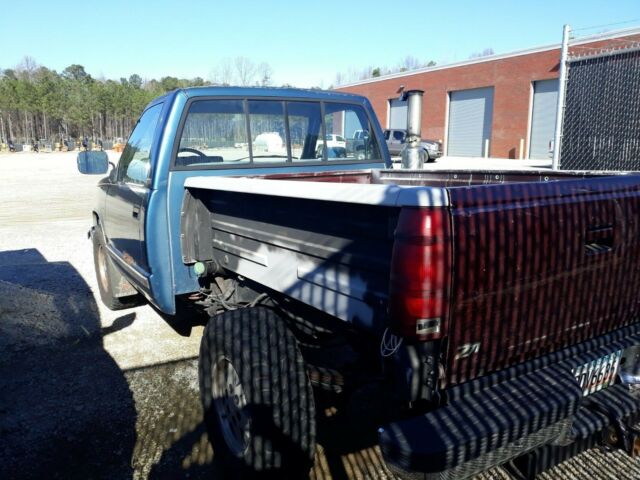 1990 Blue Chevrolet C/K Pickup 1500 Standard Cab Pickup