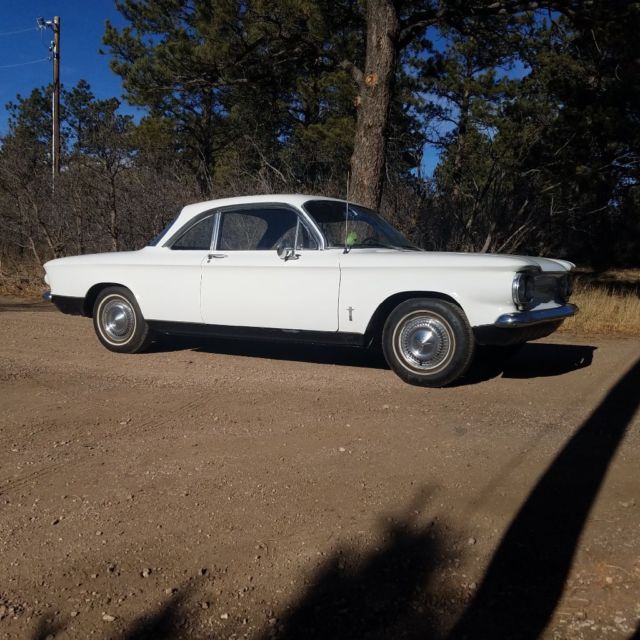 1960 White Chevrolet Corvair Coupe