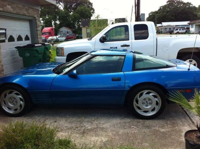 1992 Blue Chevrolet Corvette Coupe