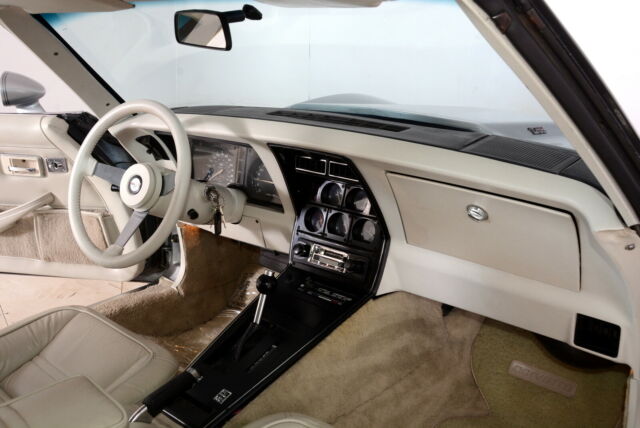 1978 Silver and Gray Chevrolet Corvette