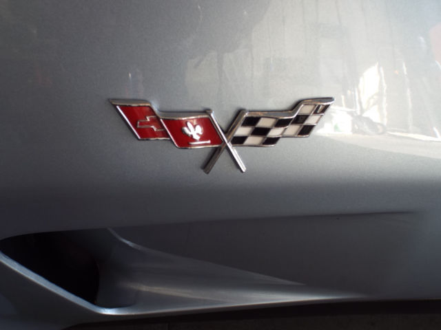 1979 2008 GM Color (Polar Blue) Chevrolet Corvette Coupe w/T-Tops (2 sets)