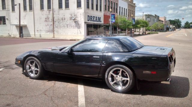 1991 White Chevrolet Corvette Coupe