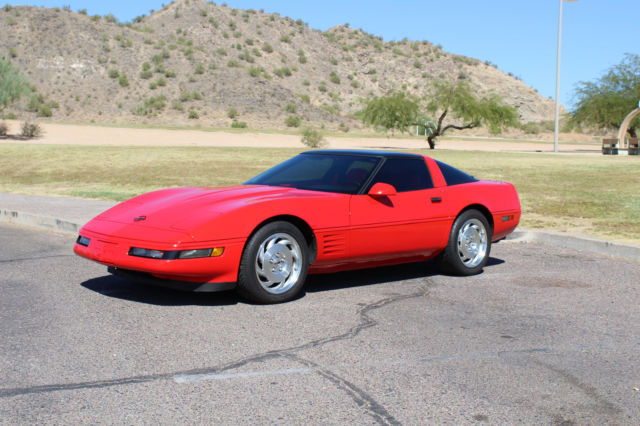 1994 Red Chevrolet Corvette Coupe