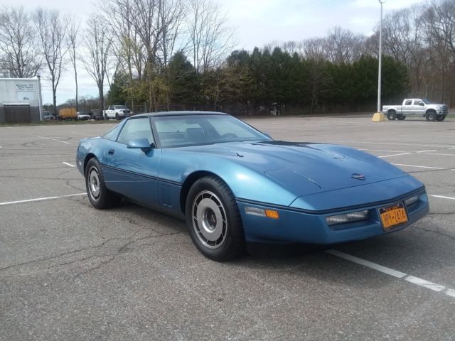 1985 Blue Chevrolet Corvette Coupe