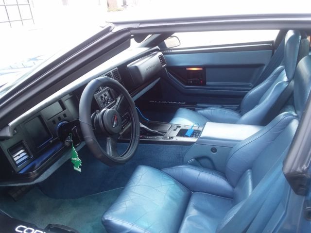 1985 Blue Chevrolet Corvette Coupe