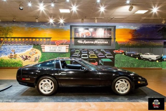 1991 Black Chevrolet Corvette Hatchback