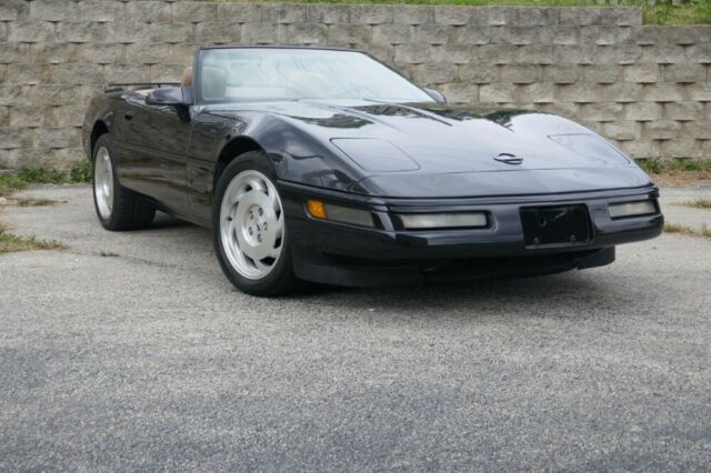 1992 Black Chevrolet Corvette Convertible