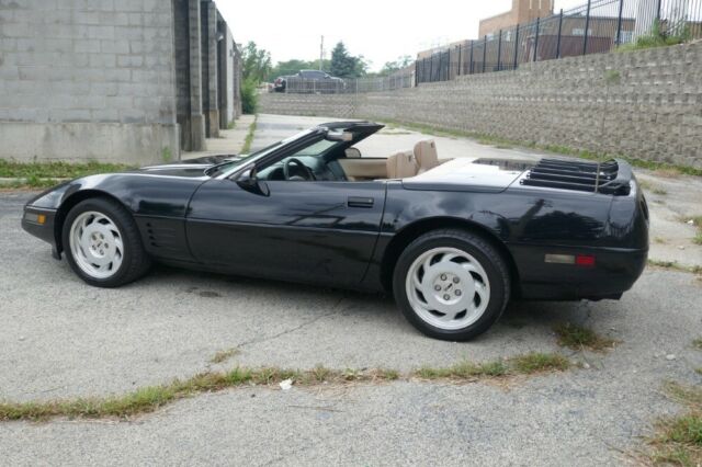 1992 Black Chevrolet Corvette Convertible
