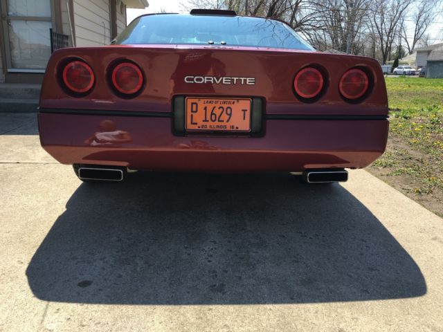 1989 Burgundy Chevrolet Corvette Coupe