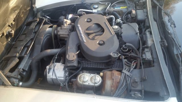 1982 Lite gold Chevrolet Corvette T - Top