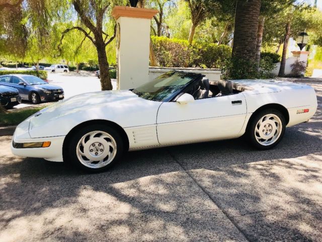 1991 White Chevrolet Corvette