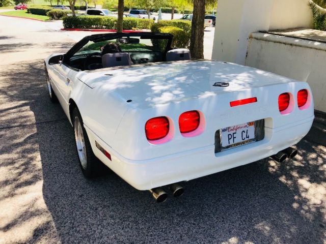 1991 White Chevrolet Corvette