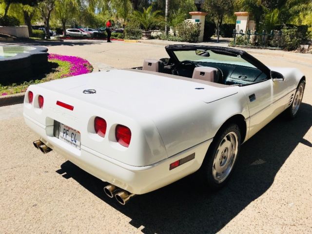 1991 White Chevrolet Corvette