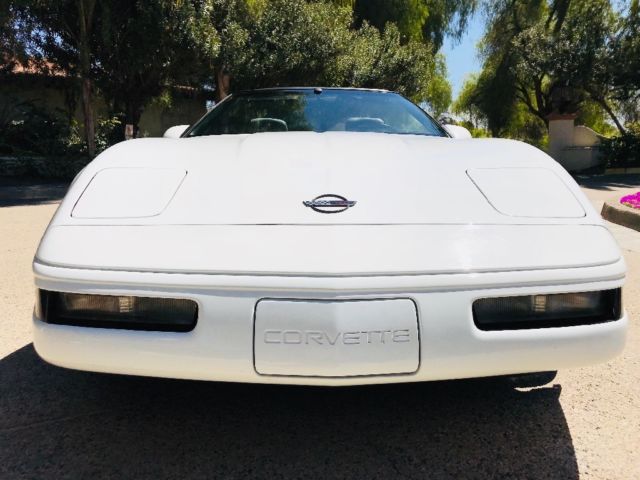 1991 White Chevrolet Corvette