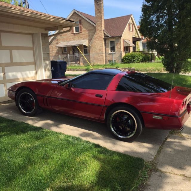 1989 Burgundy Chevrolet Corvette Coupe
