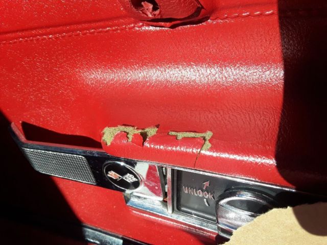 1977 Silver Chevrolet Corvette Coupe