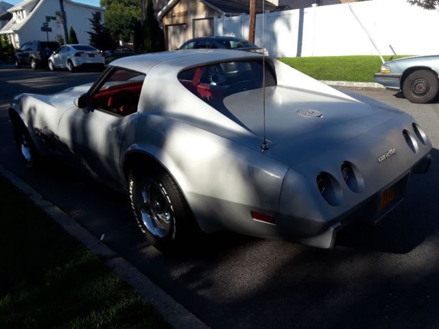 1977 Silver Chevrolet Corvette Coupe