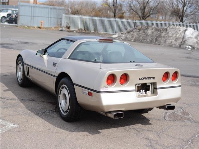 1987 Gold Chevrolet Corvette --