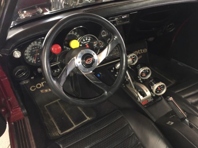 1975 Red Chevrolet Corvette Coupe