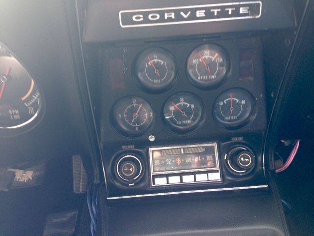 1973 maroon Chevrolet Corvette Coupe