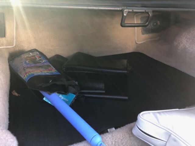 1980 White Chevrolet Corvette Coupe