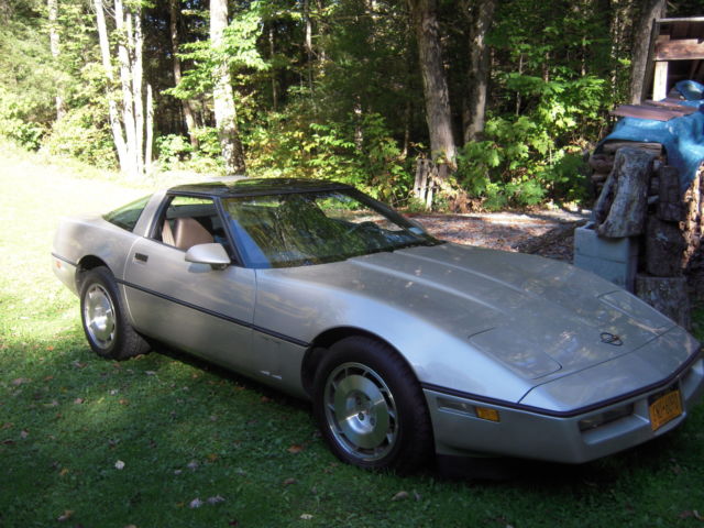 1986 silver Chevrolet Corvette Coupe