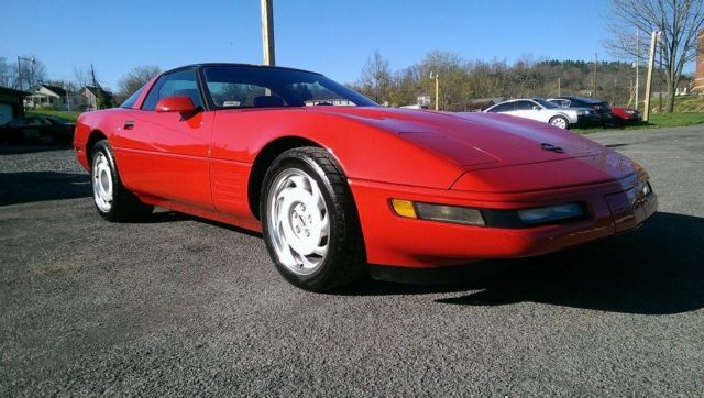 1991 Red Chevrolet Corvette Coupe