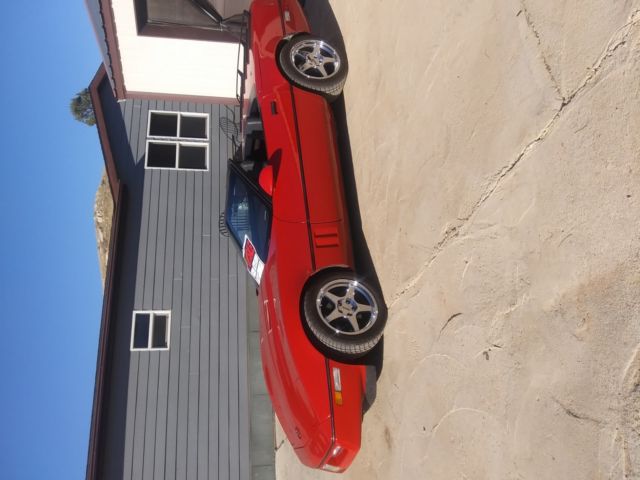 1986 Red Chevrolet Corvette 2dr