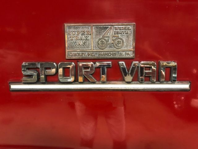 1989 Red Chevrolet G20 Van Extended Passenger Van