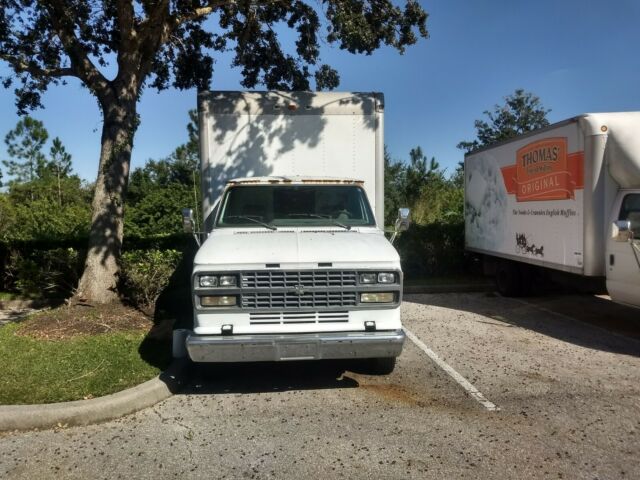 1994 White Chevrolet Other Cab & Chassis