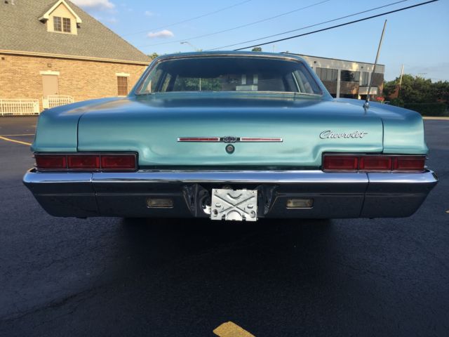 1971 Blue Chevrolet Impala 4 door sedan