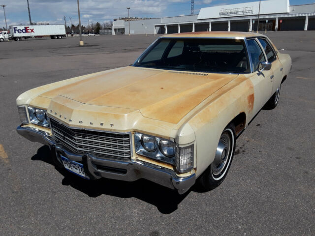 1971 Tan Chevrolet Impala Sedan