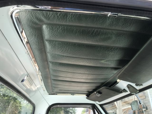 1970 White Chevrolet C/K Pickup 1500