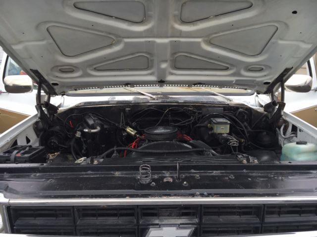 1978 White Chevrolet Blazer SUV