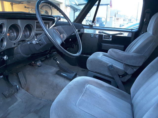 1988 Red and black Chevrolet Blazer SUV