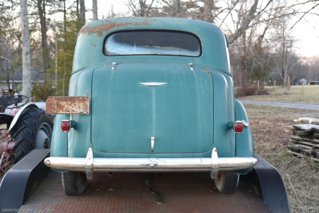 1937 Green Chevrolet Master Sedan