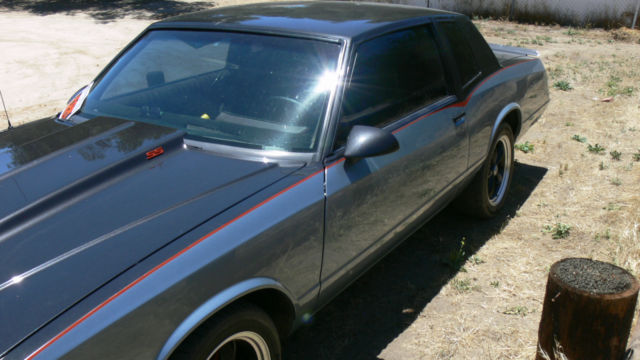 1987 White Chevrolet Monte Carlo