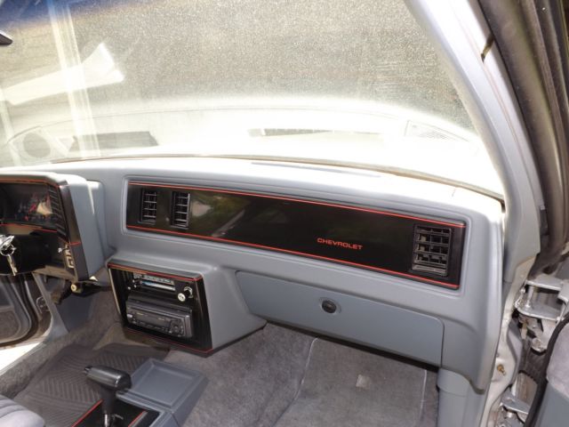 1988 Silver Chevrolet Monte Carlo Coupe