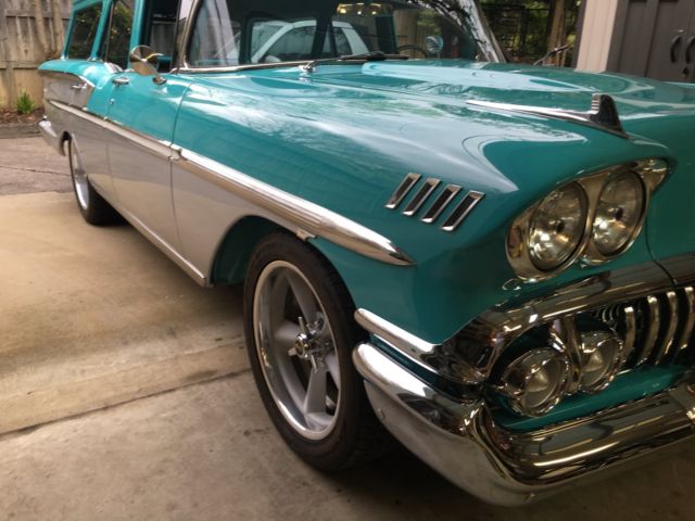 1958 Turquoise Chevrolet Nomad Wagon