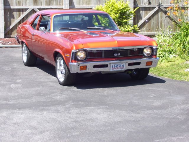 1972 SUNSET PEARL Chevrolet Nova Sedan