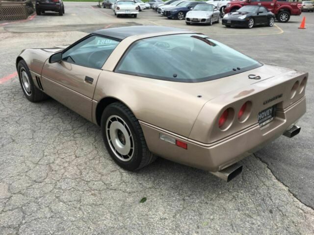 1984 Gold Chevrolet Corvette Coupe