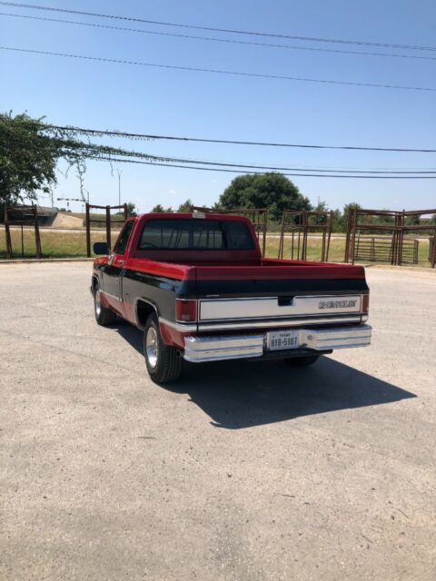 1987 Chevrolet C-10 Standard Cab Pickup