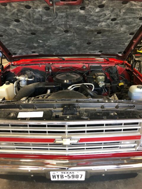 1987 Chevrolet C-10 Standard Cab Pickup