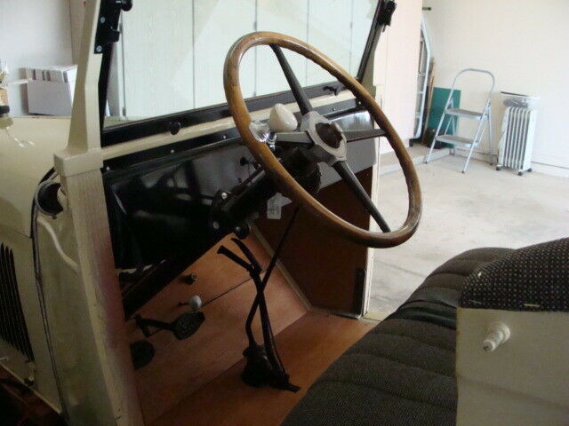 1927 Yellow/Blue Chevrolet Pickup Roadster