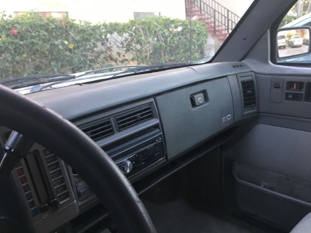 1993 White Chevrolet S-10