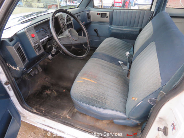 1991 White Chevrolet S-10