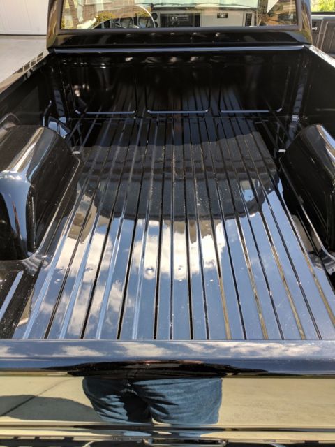 1985 Black Chevrolet S-10 Standard Cab Pickup