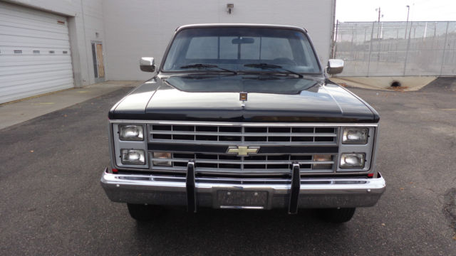 1987 Black Chevrolet C/K Pickup 2500 Extended Cab Pickup