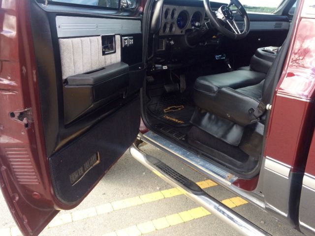 1985 Burgundy Chevrolet C-10 Standard Cab Pickup