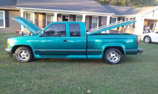 1988 Burgundy Chevrolet Other Pickups Standard Cab Pickup